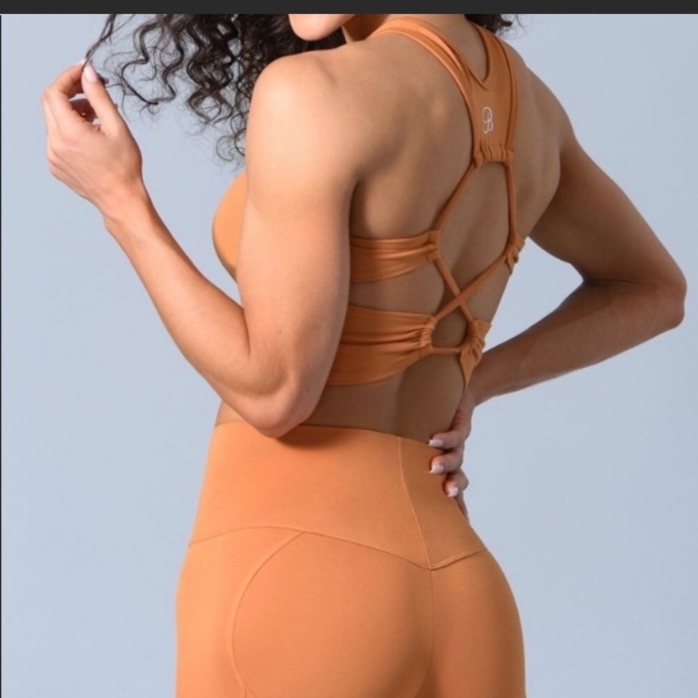 Gorgeous rare Bombshell Lace up layer Bronze tank 🧡